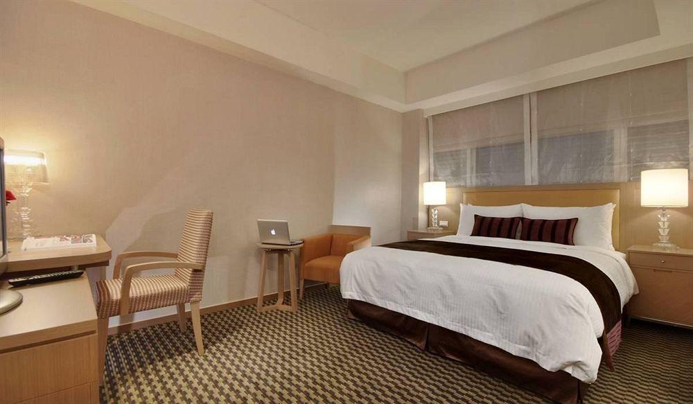 Tokyo International Hotel Taipei Extérieur photo