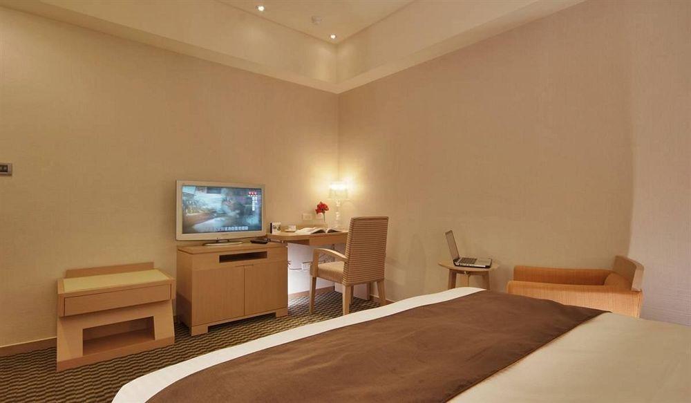 Tokyo International Hotel Taipei Extérieur photo