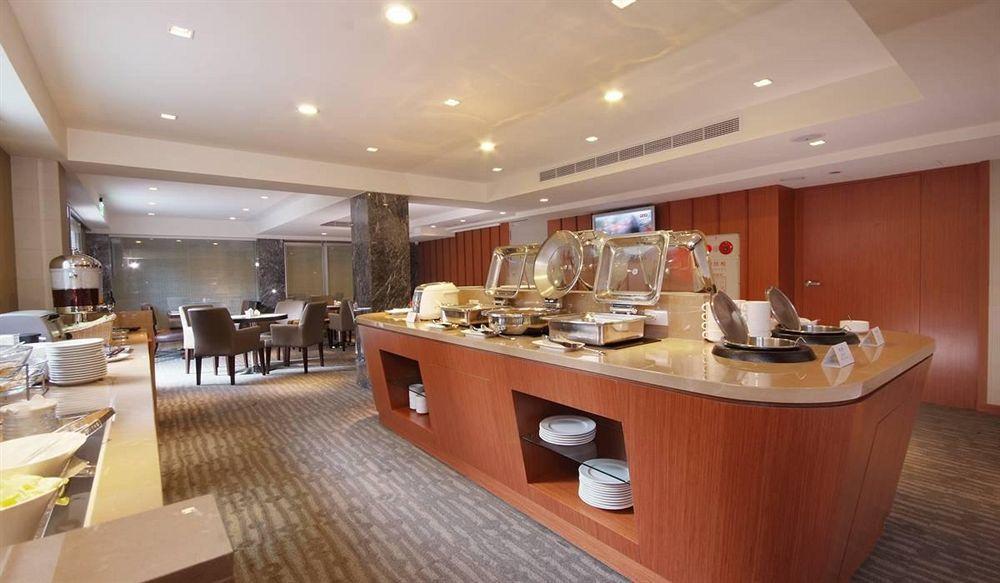 Tokyo International Hotel Taipei Extérieur photo