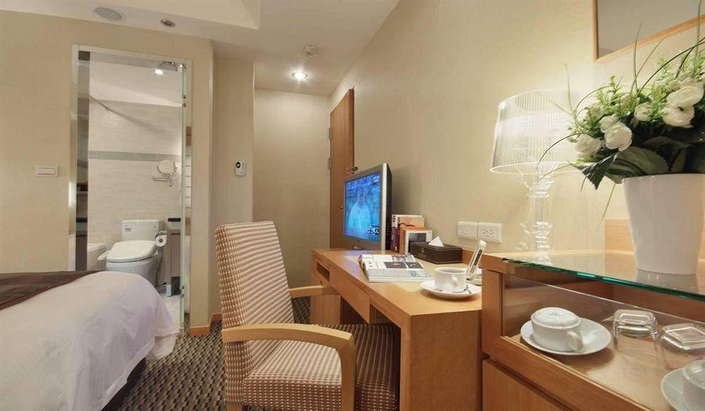 Tokyo International Hotel Taipei Extérieur photo